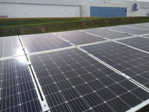 Gree do Brasil implementa sistema de ar-condicionado movido a energia solar